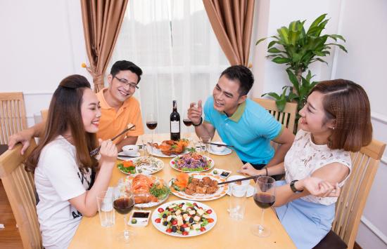 PHÒNG TRÁNH NGUY CƠ ĐAU DẠ DÀY DỊP TẾT